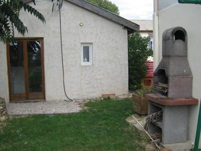 Jacques Et Paola Chanis Ambérieu-en-Bugey Exteriör bild
